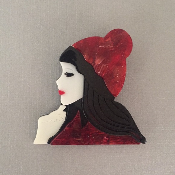 ๐50% OFF/3+...Young Lady in Red Toque and Scarf Brooch - Picture 4 of 10